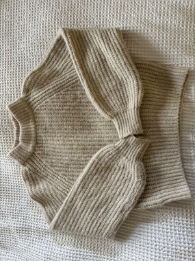 Cream Sweater XS